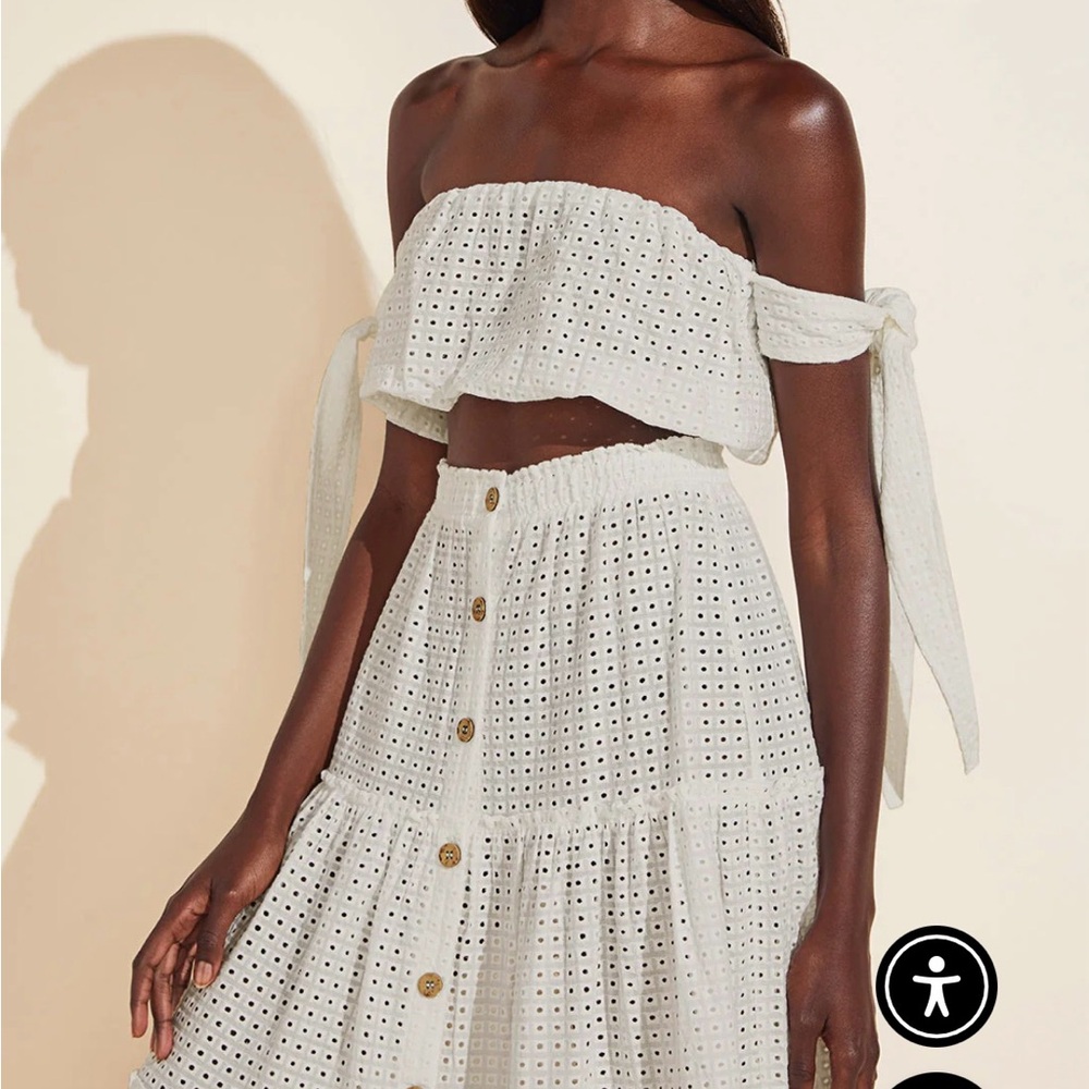 Eberjay Cream Eyelet Off-Shoulder Women's Top M